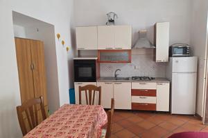 Monocamera Via Veterinaria 1° piano signorile