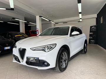 Alfa Romeo Stelvio 2.2 Turbodiesel 180 CV AT8 RWD 