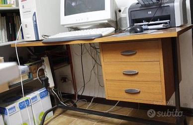 Scrivania e libreria anni 60