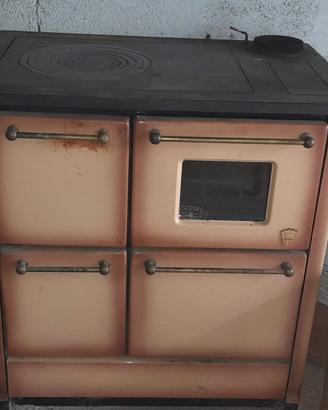 Stufa cucina a legna vintage