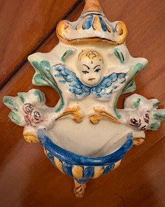 Acquasantiera in ceramica