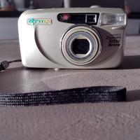 Yashica Zoomate 105SE Brava