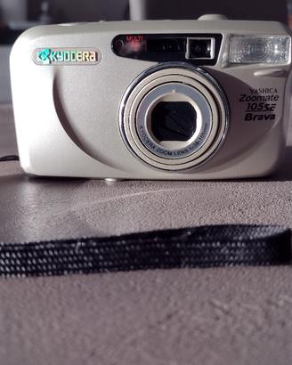 Yashica Zoomate 105SE Brava