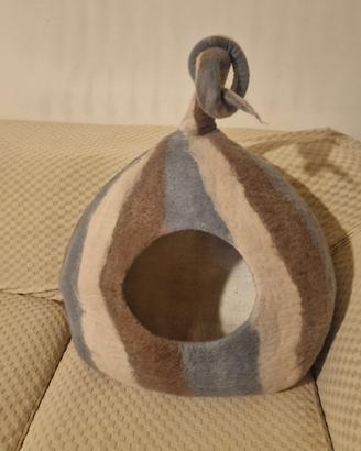 Cuccia / Grotta in Feltro 100% Artigianale
