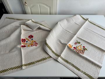 Set 2 tessili da cucina NUOVI tela e stampa a mano