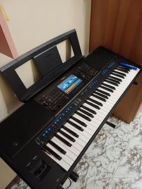 TASTIERA MUSUCALW YAMAHA   psr sx 700