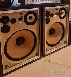 Diffusori AKAI SW170A