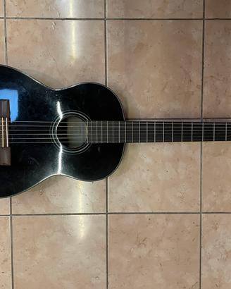 Yamaha C40 Black con custodia