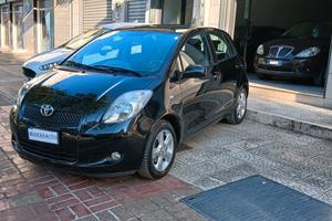 TOYOTA YARIS 1.0 GPL 5 PORTE PARI AL NUOVO