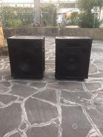 Casse acustiche amplificate con ruote