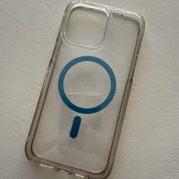 Custodia FlexQuartz di Tech21 per iPhone 15 ProMax