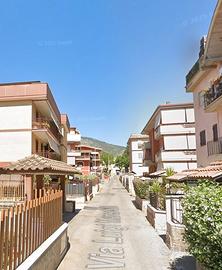 Tivoli bilocale finemente arredato