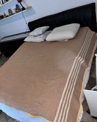Letto matrimoniale