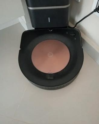 Robot Aspirapolvere roomba S9+ completo di stazion