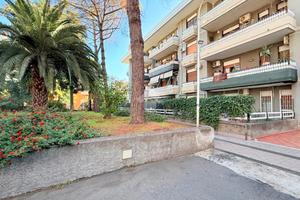 CERZA - Attico ristrutturato di 3 VANI con garage