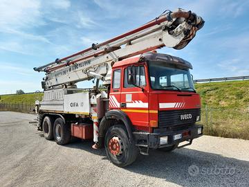 B344-Iveco 330.30 pompa Invetta 36X