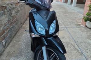 Yamaha XCity 250