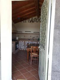 Casa Indipendente + terreno agricolo a Belpasso