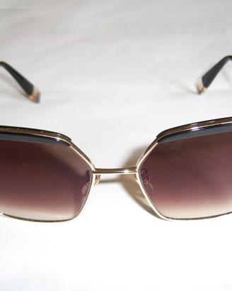 Occhiali da sole con lente