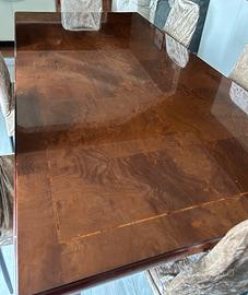 Tavolo lungo a 6 posti