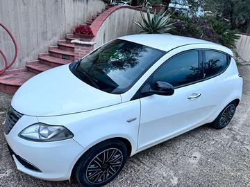 Borchie  Lancia Ypsilon >2012 15” MOPAR