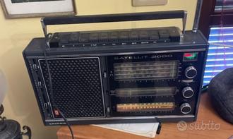 Radio Grundig Satellit 2000  			