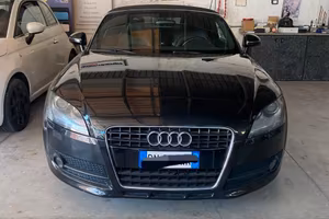 AUDI TT