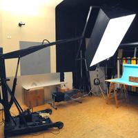 Bank da studio con parabola e generatore 2000 watt