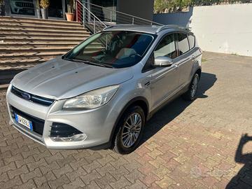 Ford Kuga 2.0 TDCI 140 CV 4WD Titanium