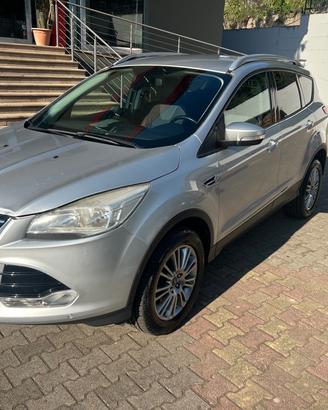 Ford Kuga 2.0 TDCI 140 CV 4WD Titanium
