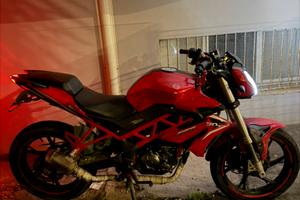 Benelli 125 BN 2018-perfetta per Neopatentati