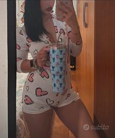 Pigiama con i cuori da donna aderente
