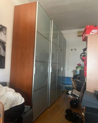 Armadio a 4 ante scorrevoli