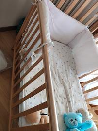 lettino con spondine