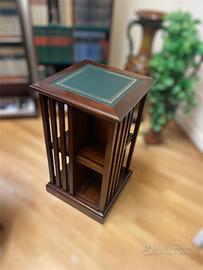 Libreria girevole a massello