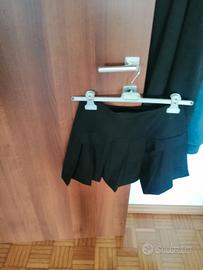 Minigonna nera Stefanel pura lana vergine 100 %