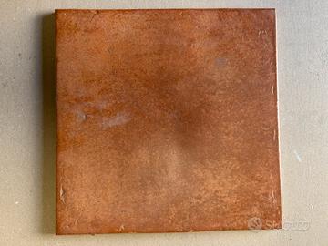 Pavimento in grès porcellanato 30x30 Porpora