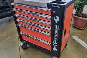 Carrello utensili composto da 249 pezzi