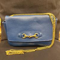 Borsa blu a tracolla