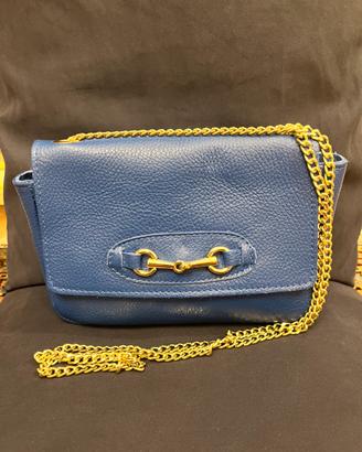 Borsa blu a tracolla