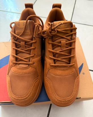 Scarpe champion