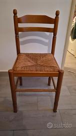 N.  6 sedie in legno e paglia