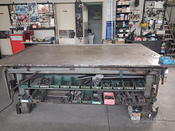 Tavolo in ferro per assemblatura carpenteria