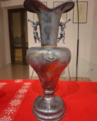 Vaso ad anfora vintage in argento 800, metà XX sec