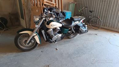 Honda shadow 750