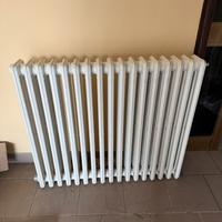 Termosifoni in ghisa da sala e bagno