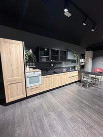 CUCINA MODERNA EFFETTO LEGNO + ELETTRODOMESTICI