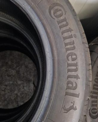 215/55 R17 estive