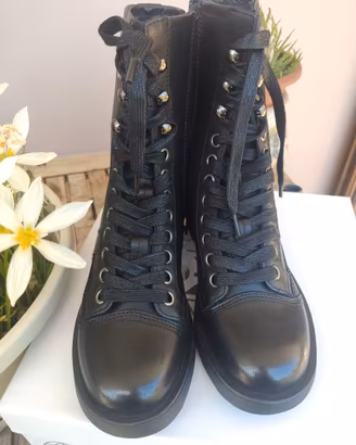 Stivaletto nero oxs pelle  numero 37