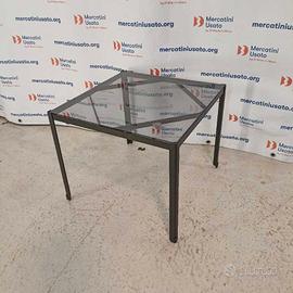 Tavolino in ferro con piano in vetro